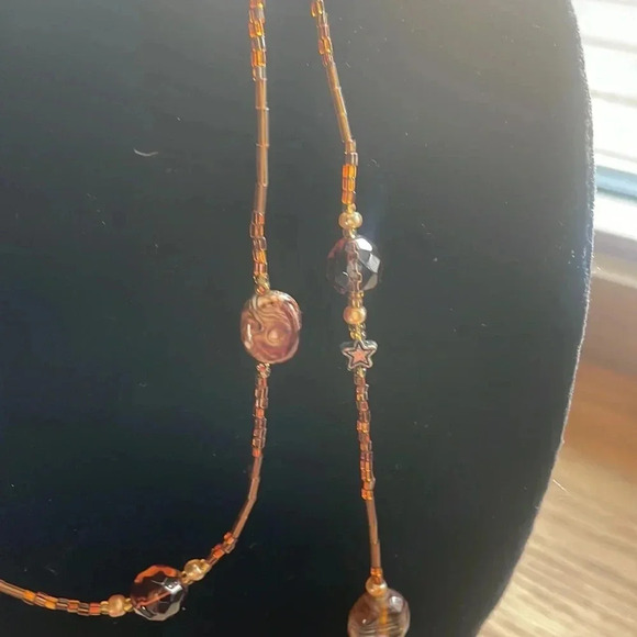 Amber Stone Necklace - Picture 2 of 3